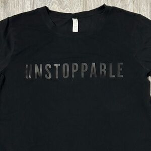 Women's Athleta Black "Unstoppable" 3/4 Crop Tee - SMALL